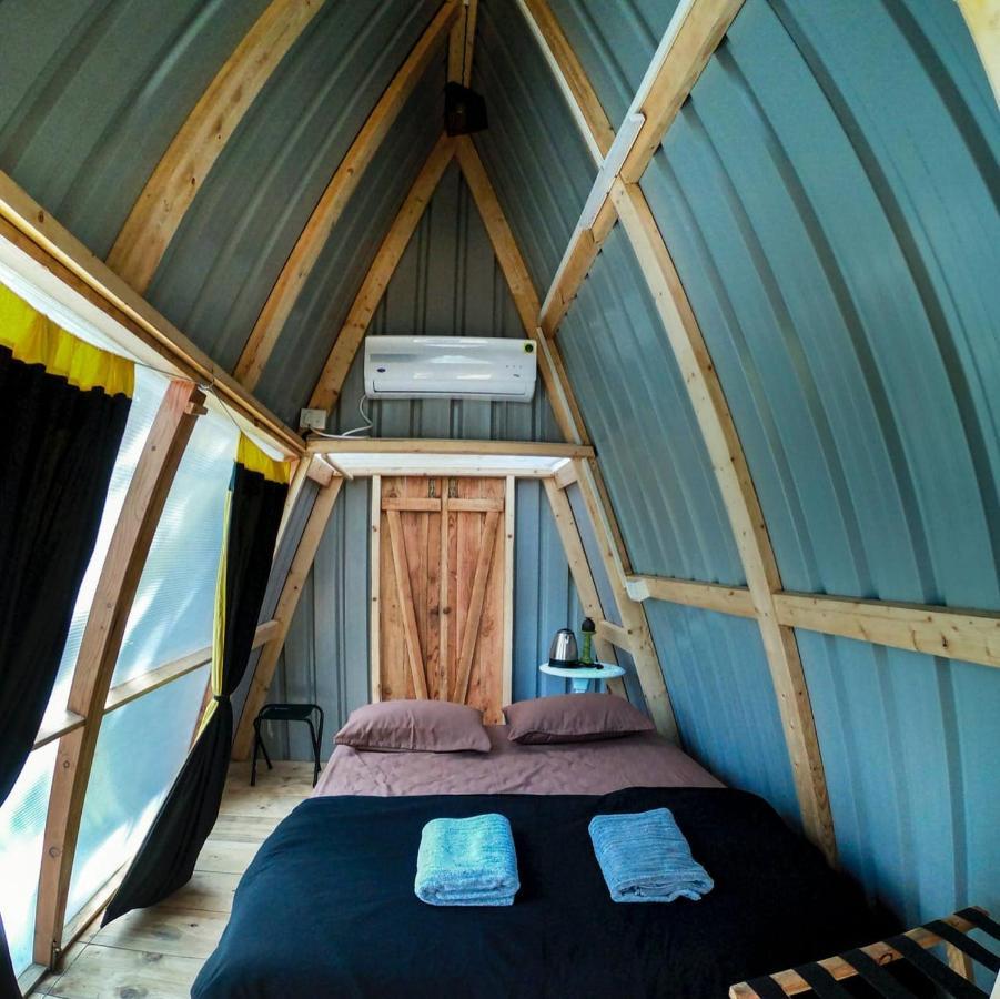 The Hosteller Goa, Анжуна Экстерьер фото